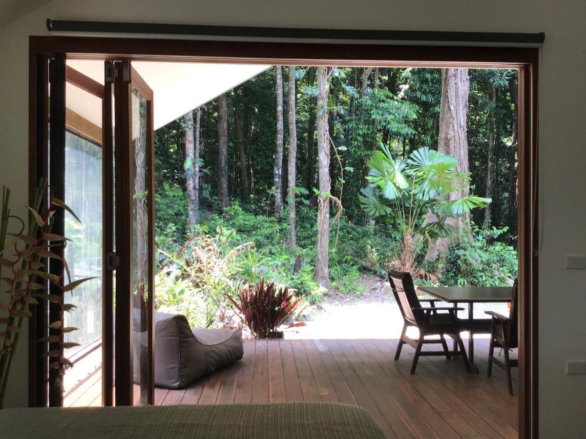 Forest Views Diwan Bagian luar foto